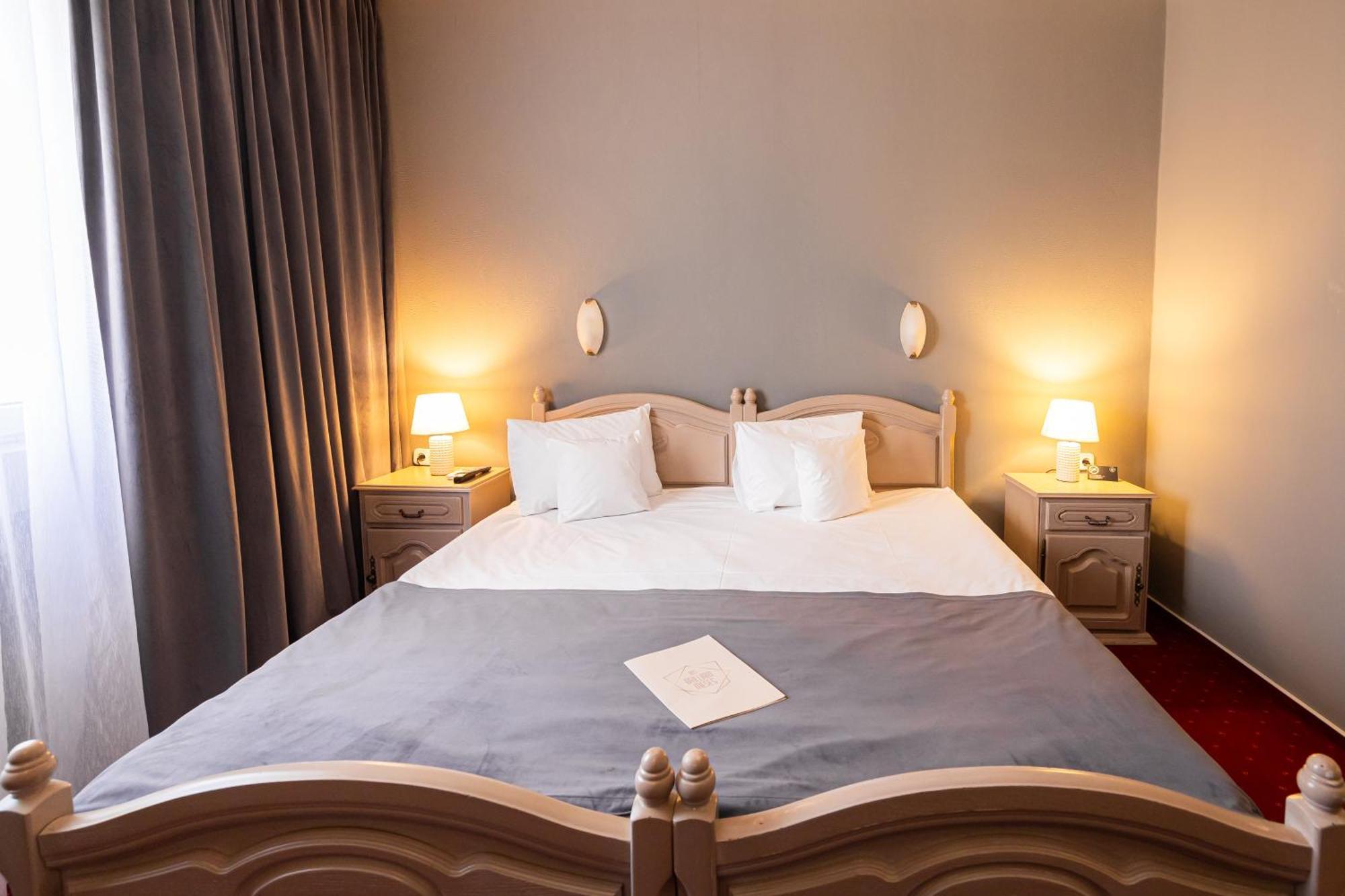 Hotel Brilliant Meses Zalau Exterior photo